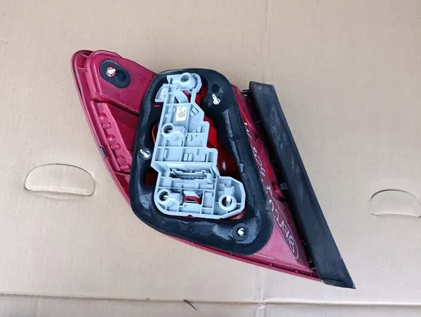 MERCEDES W204 Rechter Achterlamp A2048204064 image 2