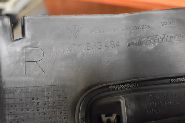 OEM 971863484 555 Couvre-bas de portière droit Porsche Panamera 971 image 4