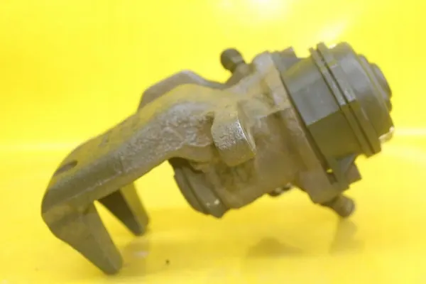 Remklauw rechts achter OEM 6443/A 2967 Audi image 8