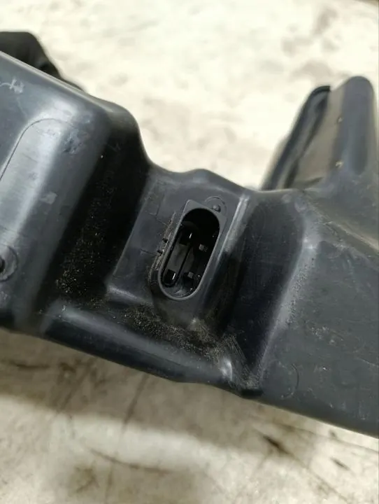 Mercedes-Benz EQS SUV spolarvätsketank OEM A2968604100 image 5