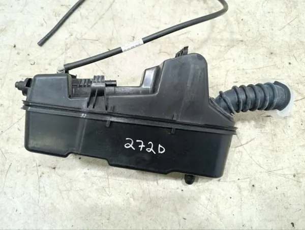 Mercedes-Benz EQS SUV spolarvätsketank OEM A2968604100 image 8