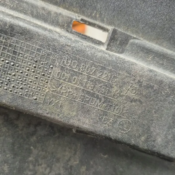 Paraurti anteriore SKODA OCTAVIA I LIFT 1U0807221D image 10