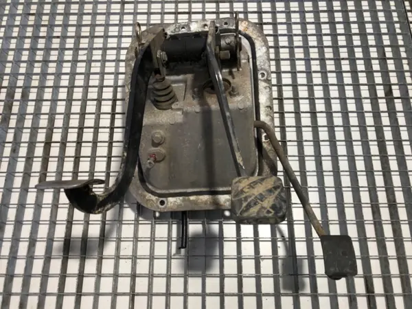 Pédales OEM 5600201491 pour Renault Trucks Premium image 2