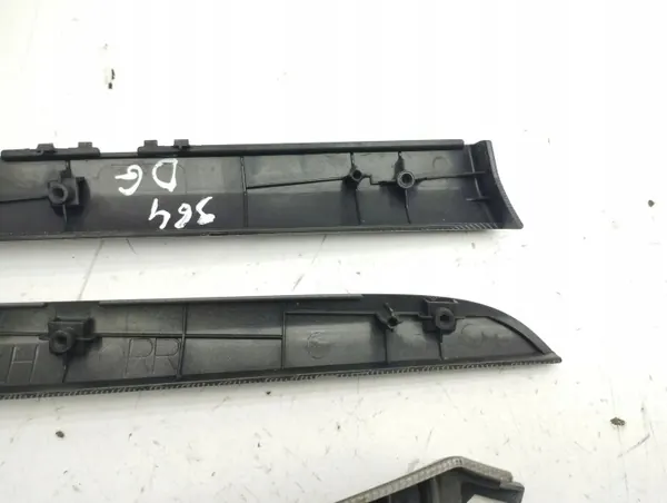 Toyota Avensis T250 2008 Saia laterais OEM B0URB0N8561 image 3