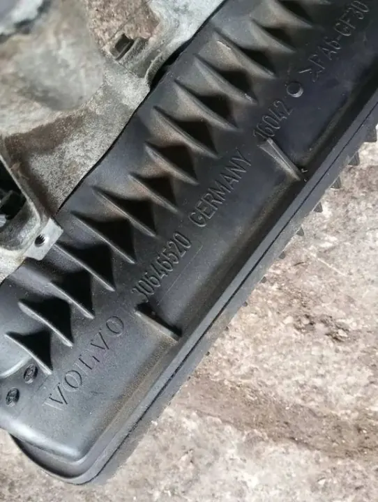 Colector de admisión OEM 30650184 para Volvo S80 I 2.5L image 3