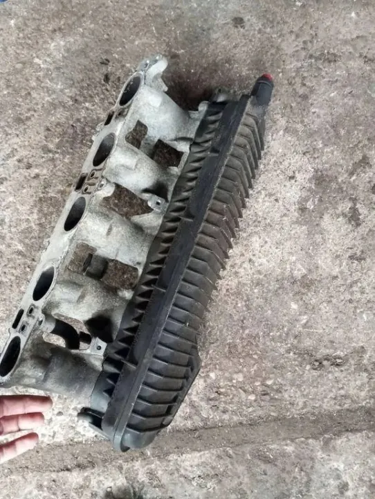 Colector de admisión OEM 30650184 para Volvo S80 I 2.5L image 4