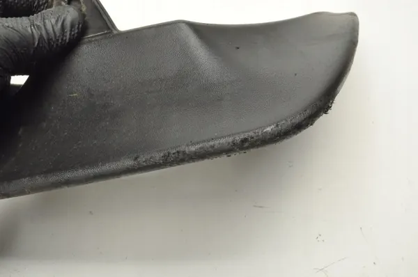 Salpicaderos traseros Skoda Octavia III OEM 5E0075101A image 3
