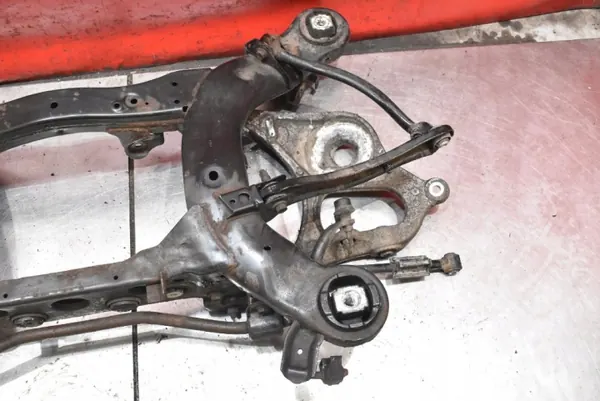 OEM mamAUTO-1052896- Taka-Akselikori Jeep Grand Cherokee image 10