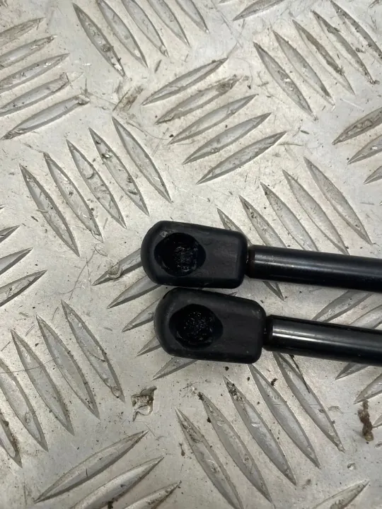 OEM Bakluckeaktuator Set Vänster & Höger Renault Trafic image 4