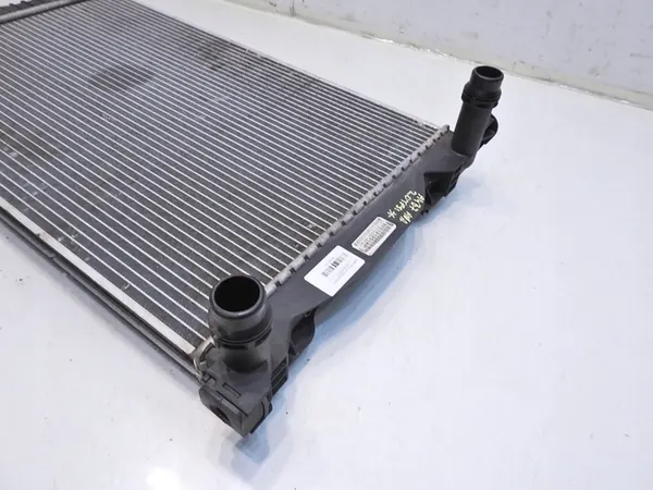 Radiador de Agua Audi A4 B7 2.0 TFSI OEM 8E0121251AP image 7