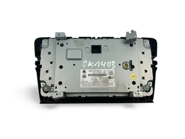 Skoda touchscreen OEM 5E0919605B - Gebruikt image 6