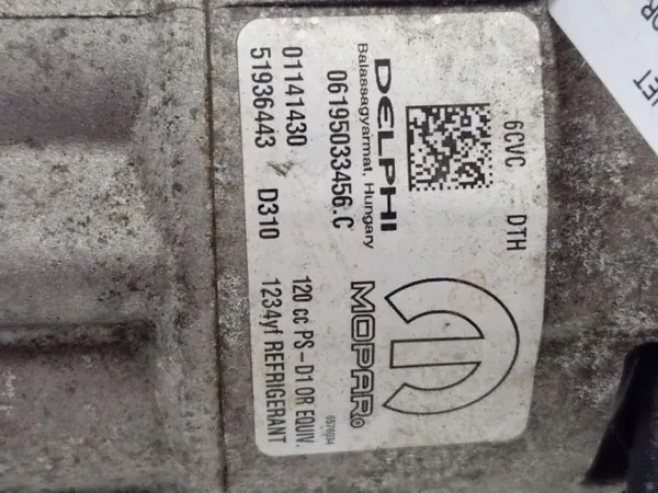 Airco compressor Fiat 500X 1.4 M-Jet OEM 51936443 image 6