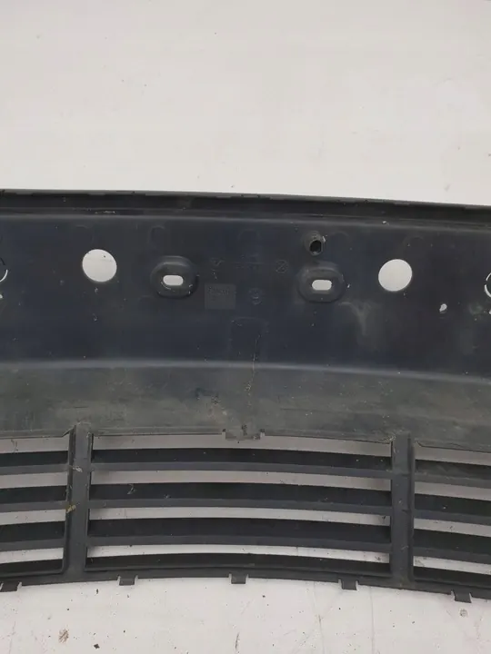 BMW e34 rifinitura paraurti anteriore 1934337 image 3