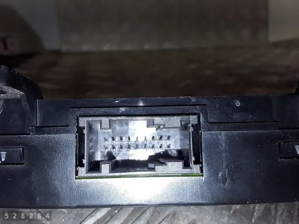 2011 Peugeot 508 ECU 9674767780 image 3