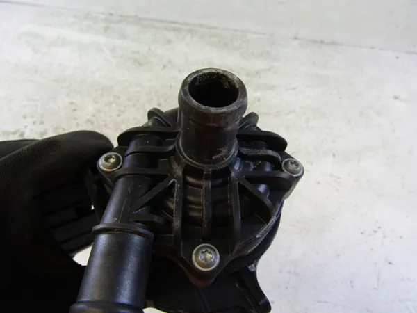 Vattenpump OEM 4M0965567 för Audi A6 A8 Q7 Q5 Q8 image 6