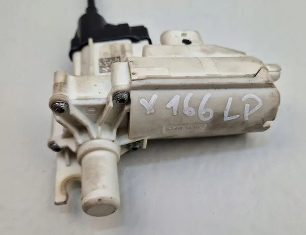 Mercedes-Benz GL X166 2015 Rear Door Actuator image 5