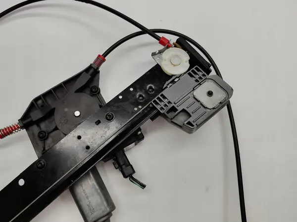 Elevador de vidro direito Mitsubishi Colt 98031402AF0 image 8