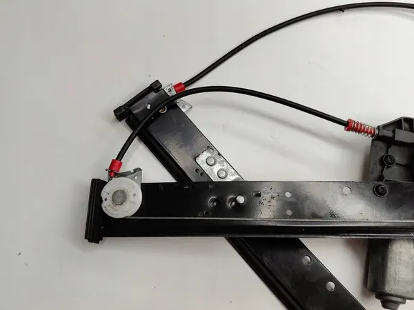 Elevador de vidro direito Mitsubishi Colt 98031402AF0 image 9