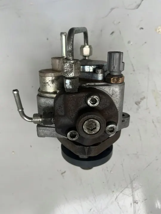 Kraftstoffinjektorpumpe Nissan Cabstar Maxity 07-23r OEM image 3
