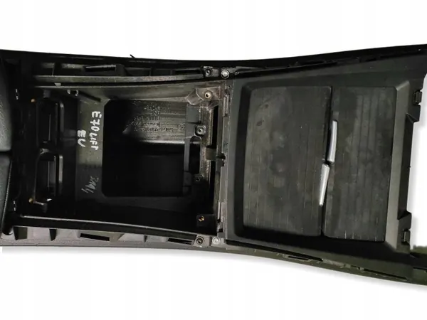 BMW X5 E70 Tunnel Armsteun OEM - Gebruikt image 3