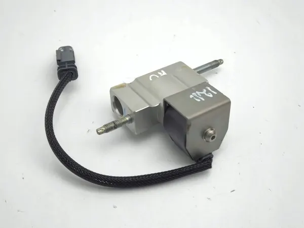 Válvula de Expansión A/C Citroen OEM T588455 - Usado image 6