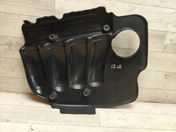 Cubierta motor BMW X1 E84 OEM 7523714 - Usado image 5