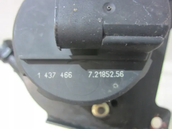 Pompe à air secondaire BMW Z3 E36 3.0I M54 OEM 1437466 image 7