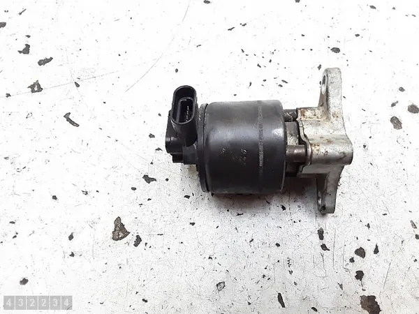 Vanne EGR Citroen C5 2001 1800 Essence OEM 9709724311a image 1