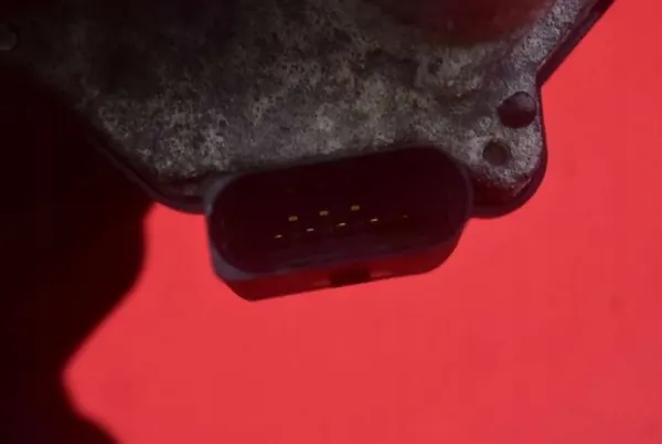 Corpo de borboleta Audi A8 D3 4.2 TDI 2005-2007 OEM 057128063B image 8