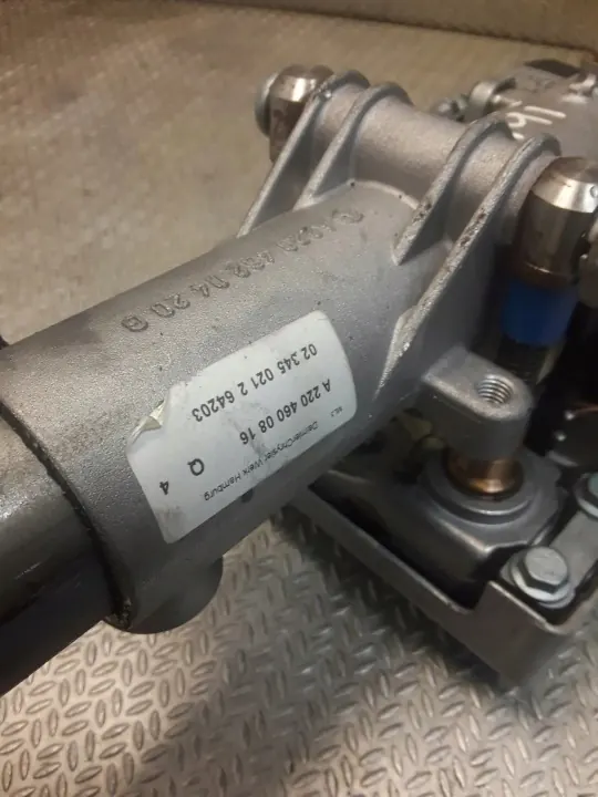 Mercedes-Benz S W220 Lenkgetriebeteil OEM 2204600816 image 4