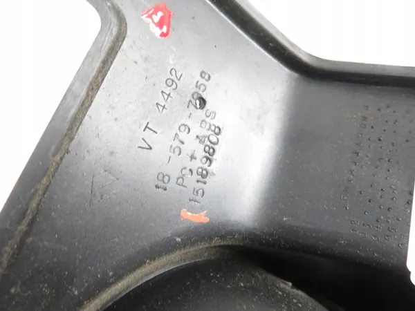Grelha de ventilação esquerda OEM 15189808 - Usada image 3