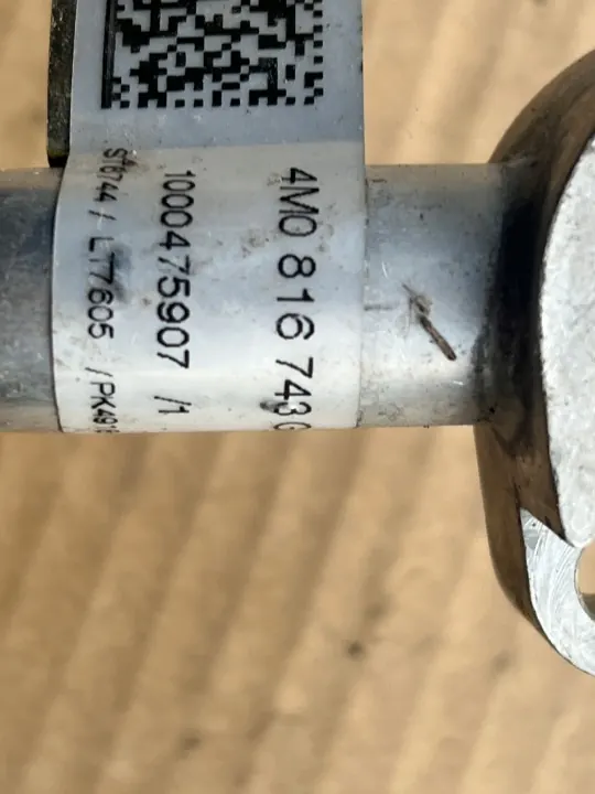 Cable Aire Acondicionado Audi OEM 4M0816743G - Usado image 4