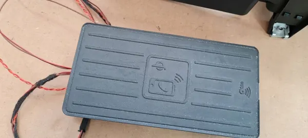 Audi A6 C8 Trådlös Laddare OEM 4K0035502B Begagnad image 6