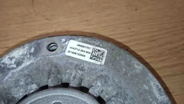Voorlinker schokdemperbevestiging OEM 6892617 BMW F40 image 3