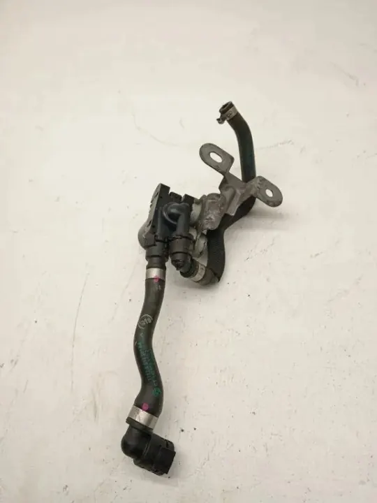 Válvula radiador calefactor BMW OEM 8517589 - Usado image 4