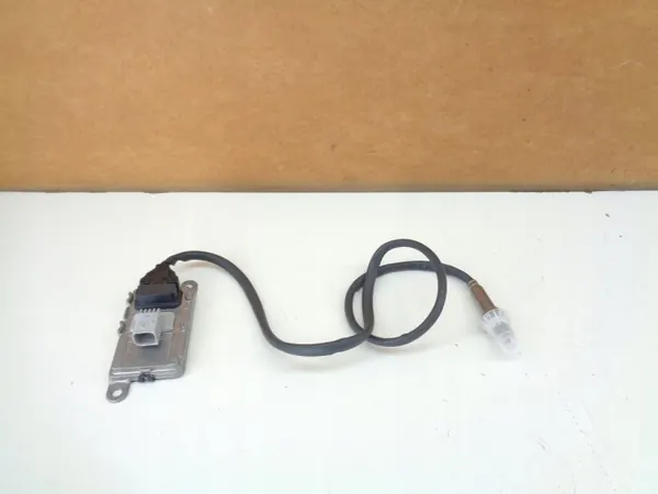 Mercedes NOX-Sensor OEM A0111537428 - Gebraucht image 2