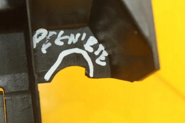 Vorderer Kunststoffverstärkung VW Transporter T4 image 8