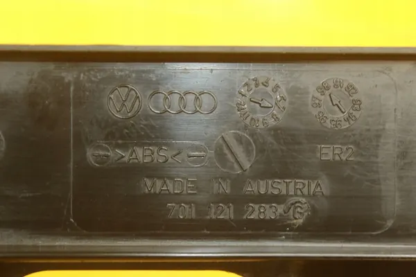 Vorderer Kunststoffverstärkung VW Transporter T4 image 9