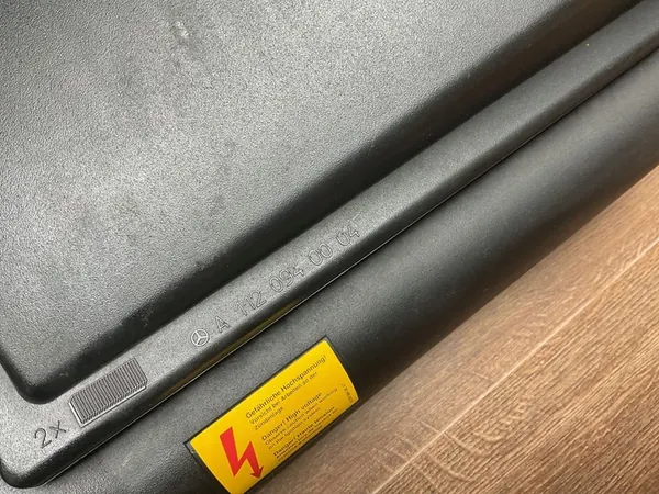 Mercedes W203 W220 W215 Ilmansuodattimen Kotelo A1120900601 image 9