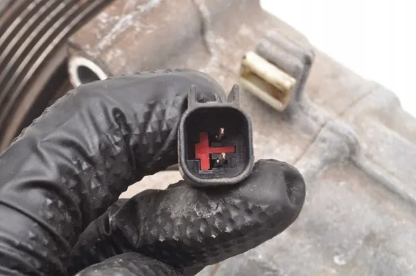 COMPRESSEUR CLIMATISATION FORD C-MAX II VOLVO C30 S40 V50 C70 1.6 D P31291929 image 4