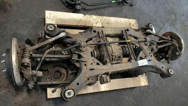 Viga Suspensão Traseira Kia Sportage IV OEM Belka image 3
