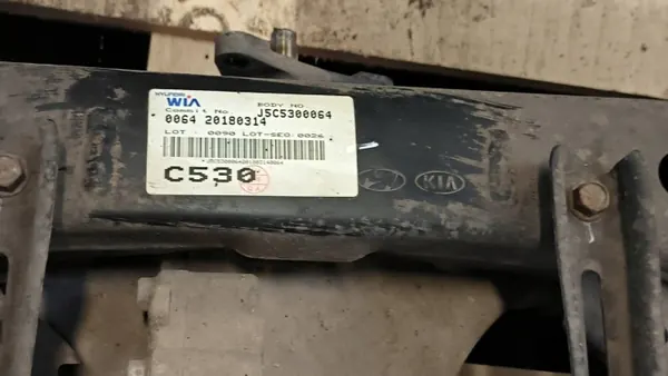 Viga Suspensão Traseira Kia Sportage IV OEM Belka image 4