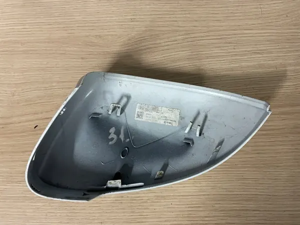 Carcaça Espelho Direito OEM VW Golf VIII 8 19r image 3