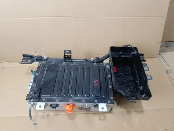 Batterie hybride OEM 295105420R 100Ah pour Renault Dacia image 2