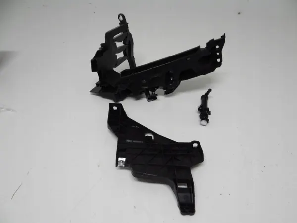 Support de Phare Audi Q5 OEM 8R0805607 - Montage image 2