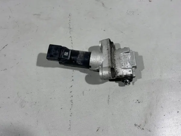 VW OEM 7P0609723B Linker Heck-Handbremsmotor image 2