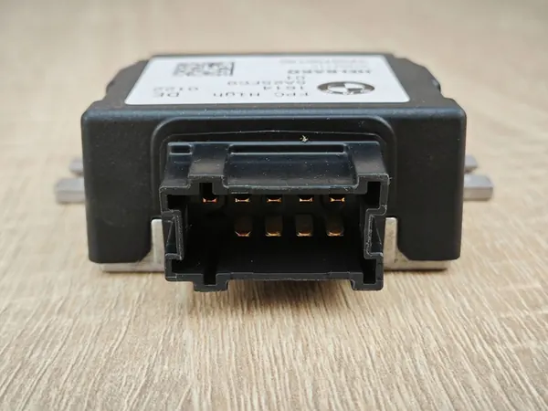 Bränslepumpkontrollmodul BMW 3.0 G30 G26 G20 5A25FC9 image 2