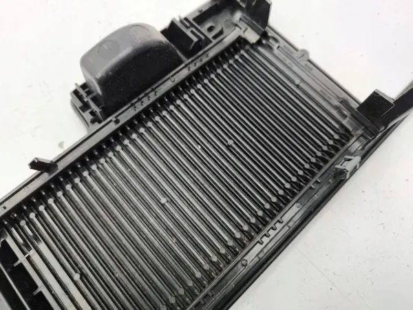 Volvo V50 2009 Middenconsole afwerking OEM 30755390 image 10