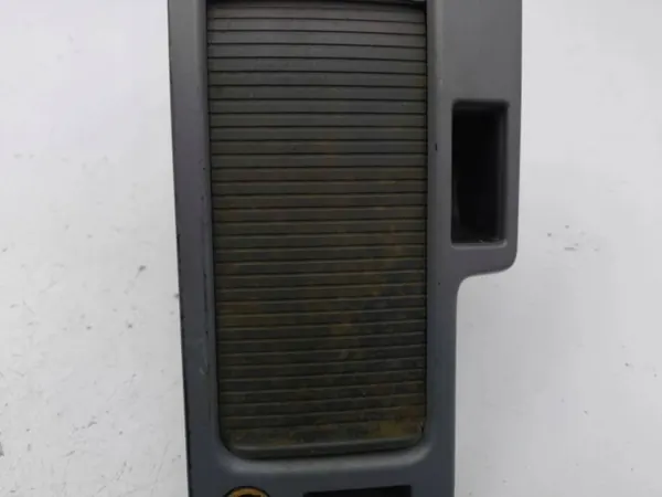 Volvo V50 2009 Middenconsole afwerking OEM 30755390 image 7