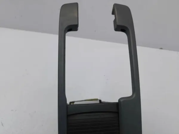 Volvo V50 2009 Middenconsole afwerking OEM 30755390 image 9